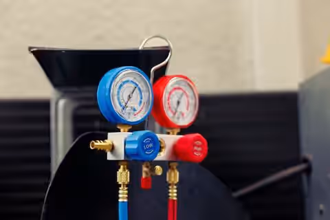 Pressure Transmitters Guide: Working Principles, and Industrial Applications